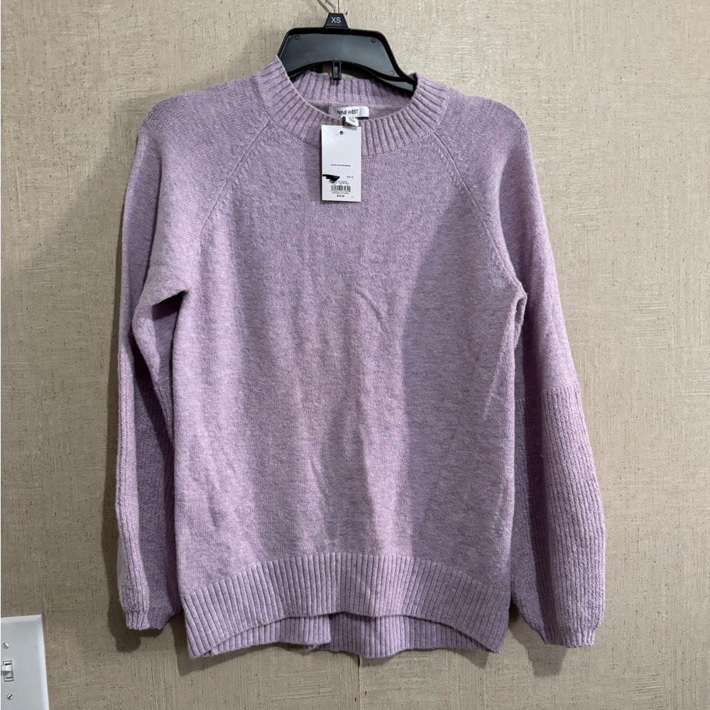 Nine West women’s textured sleeve sweater